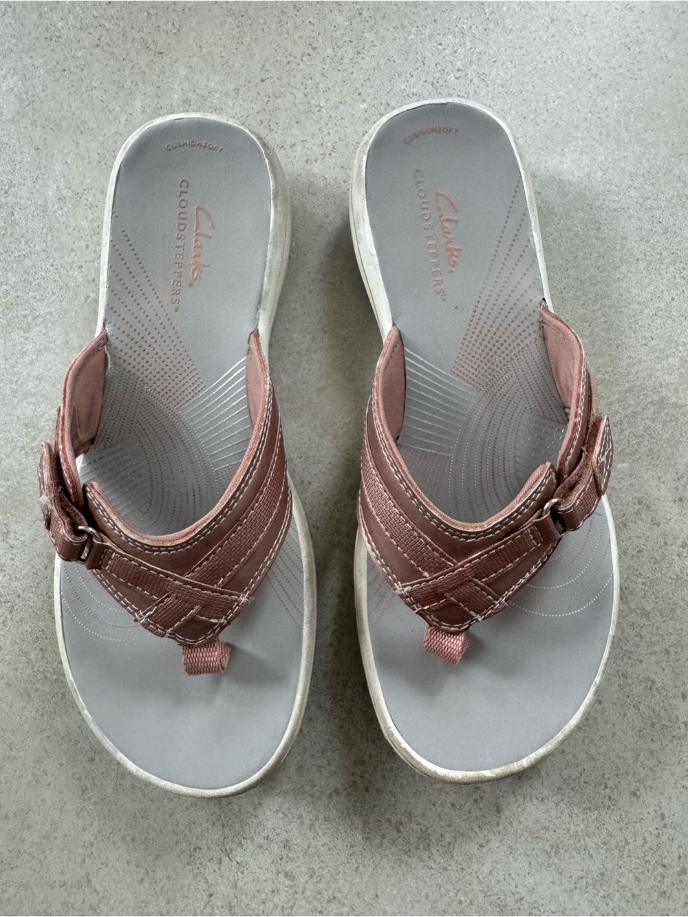Clarks Cloudsteppers Women's Rose Pink Thong Sandals